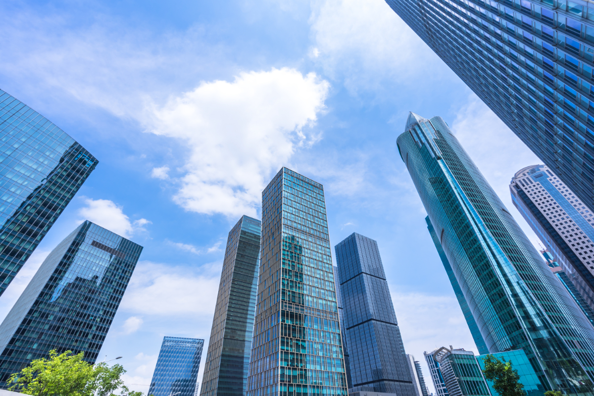 都市の景観と会社情報